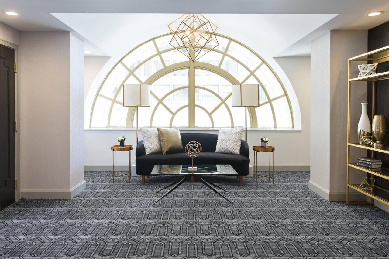  | Hotel LeVeque, Autograph Collection