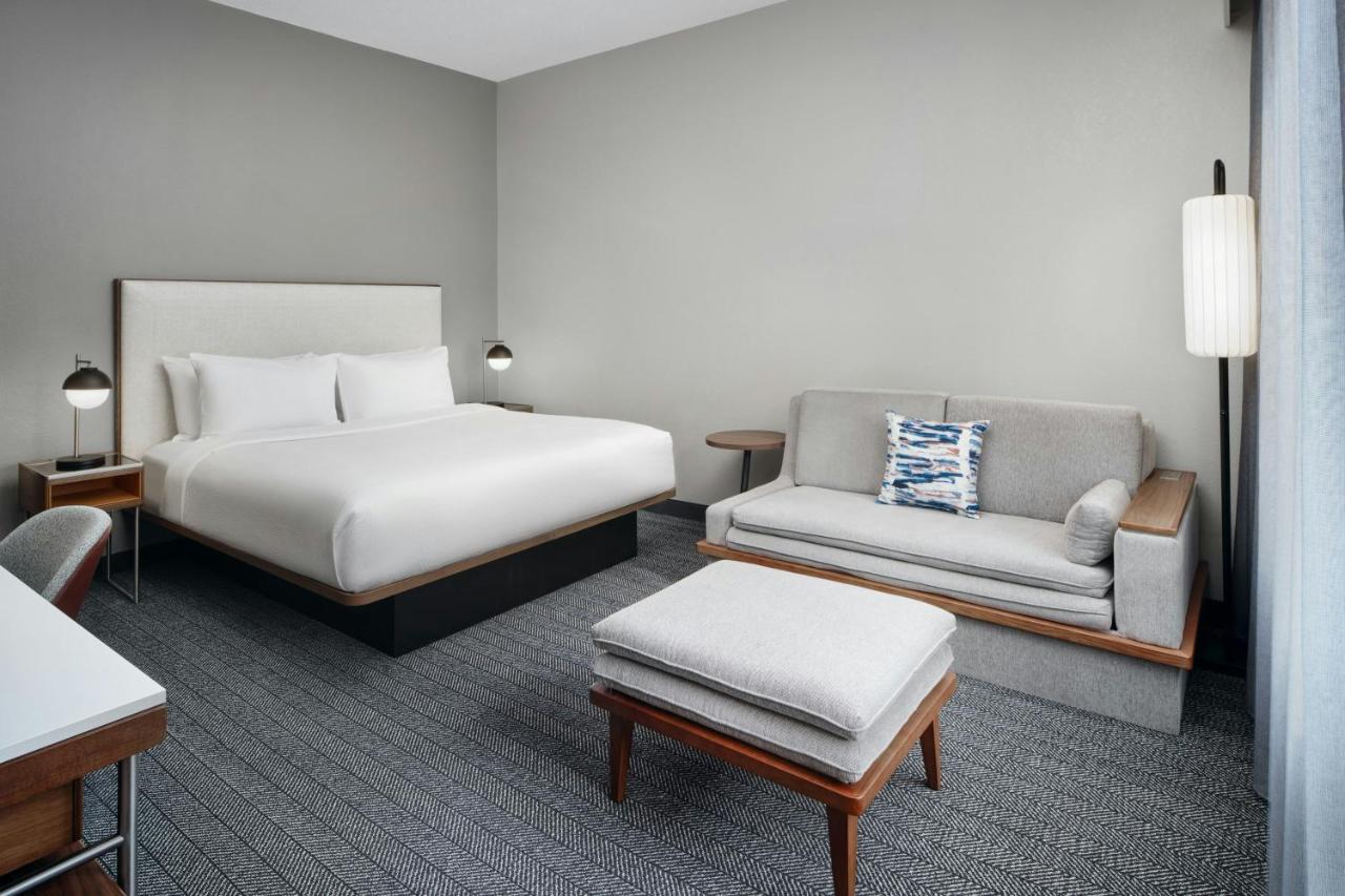  | Courtyard by Marriott Baton Rouge Siegen Lane