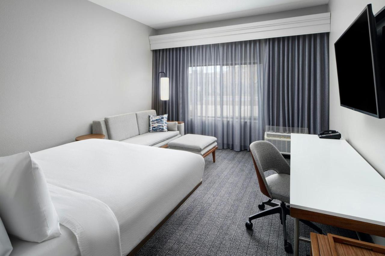  | Courtyard by Marriott Baton Rouge Siegen Lane