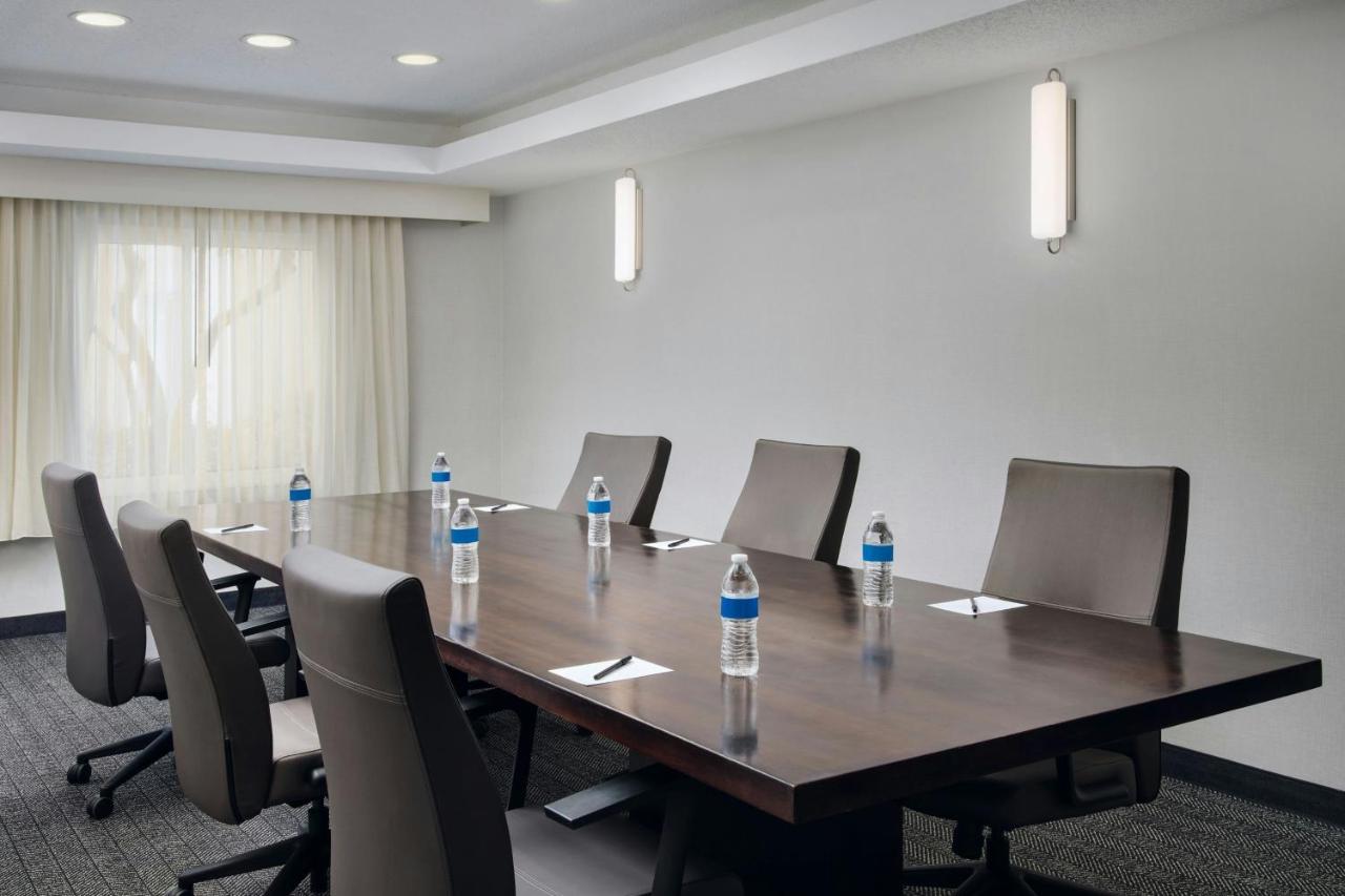  | Courtyard by Marriott Baton Rouge Siegen Lane