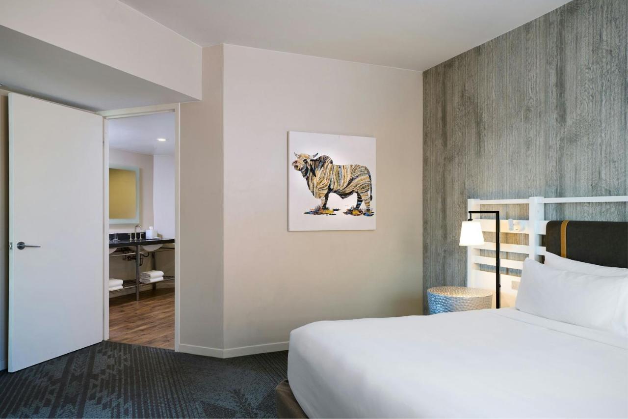 | The Worthington Renaissance Fort Worth Hotel