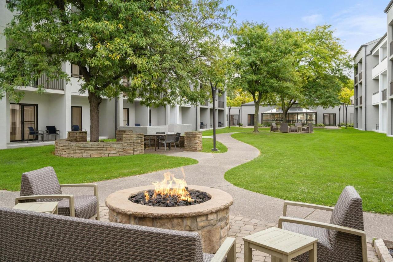  | Courtyard by Marriott Detroit Metropolitan Airport Romulus