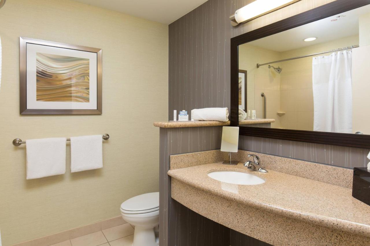  | Courtyard Des Moines West/Jordan Creek