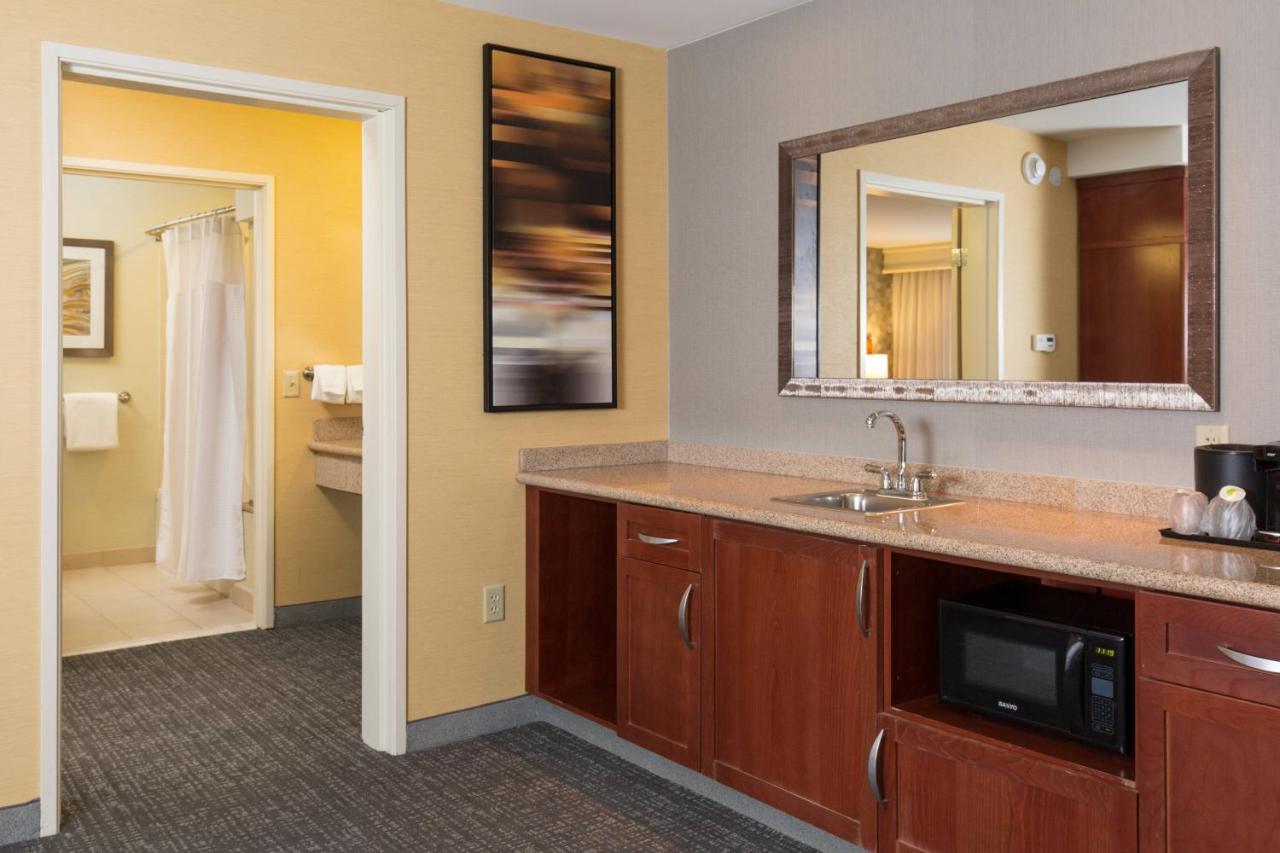  | Courtyard Des Moines West/Jordan Creek