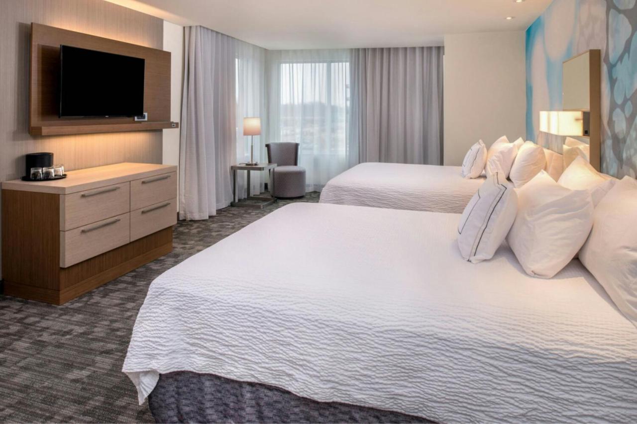 Suite, 2 Queen, Sofa bed at Courtyard by Marriott Detroit Farmington