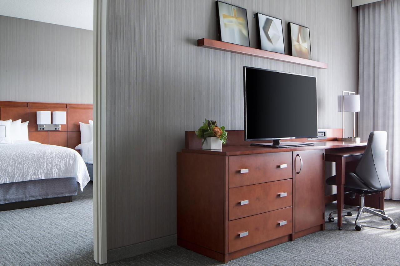 | Courtyard Grand Rapids Downtown