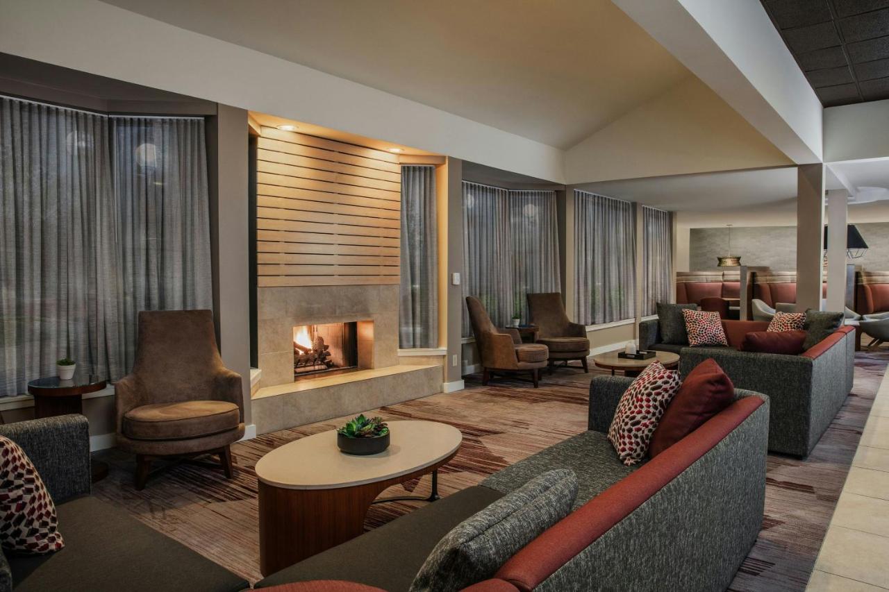 | Courtyard by Marriott Greensboro