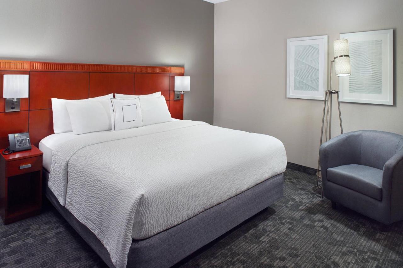  | Courtyard by Marriott Greensboro