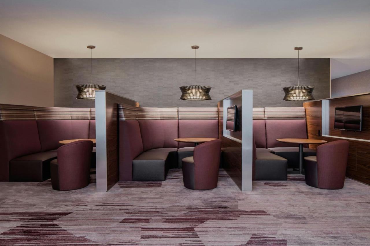 | Courtyard by Marriott Greensboro