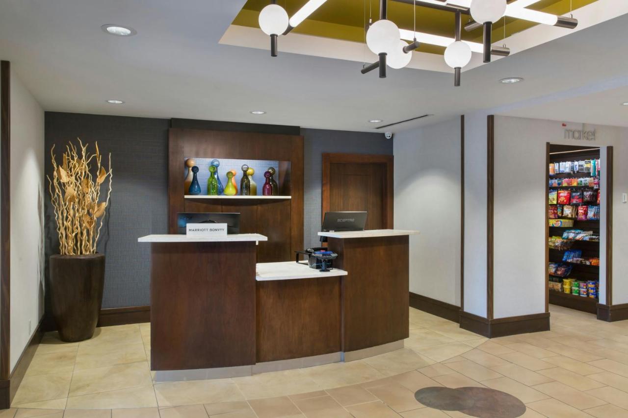 | Courtyard by Marriott Buffalo Amherst/University