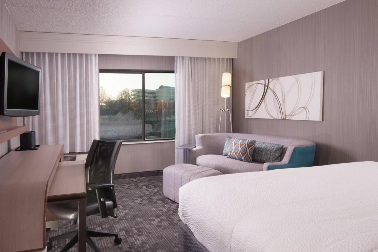 | Courtyard Greenville-Spartanburg Airport