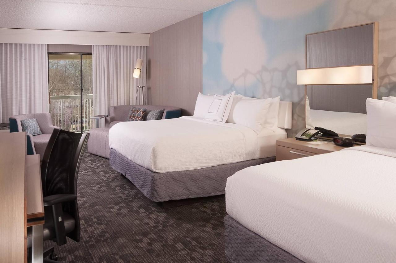 | Courtyard Greenville-Spartanburg Airport