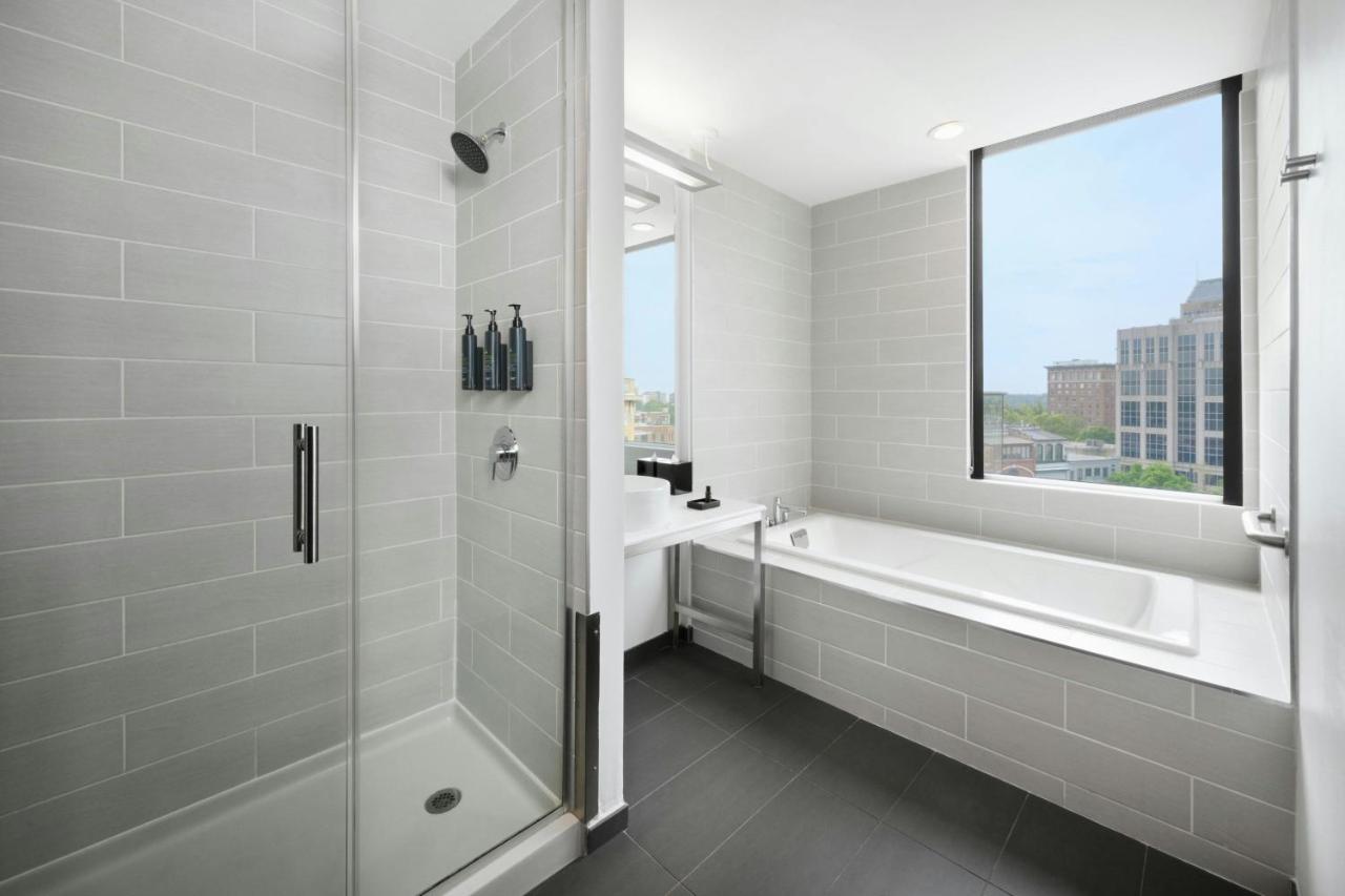 | Aloft Greenville Downtown