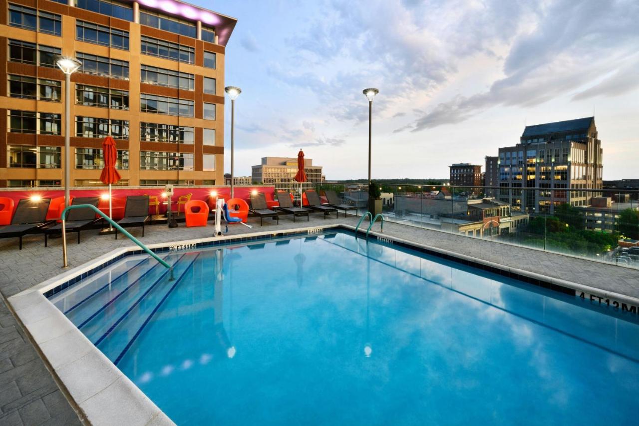 | Aloft Greenville Downtown