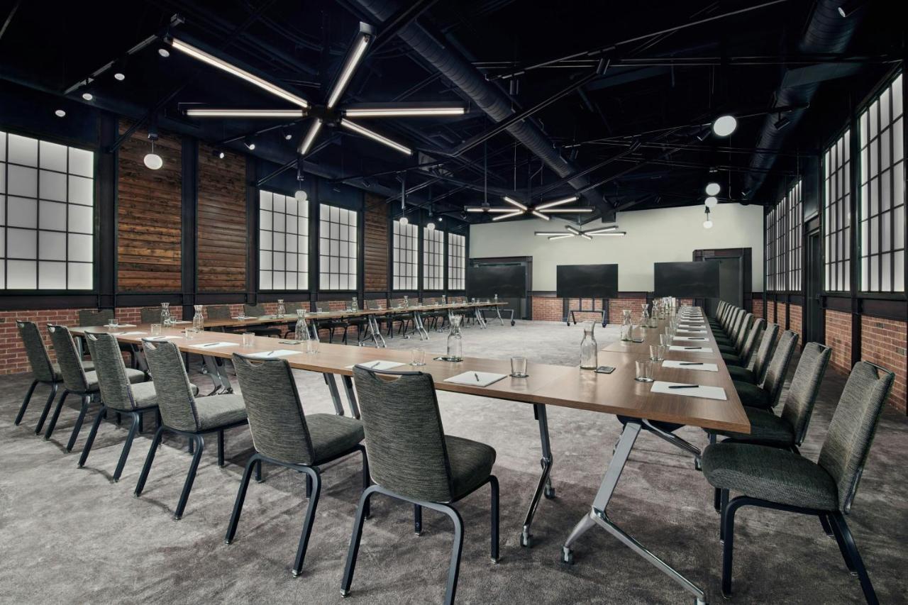  | AC Hotel by Marriott Downtown Los Angeles