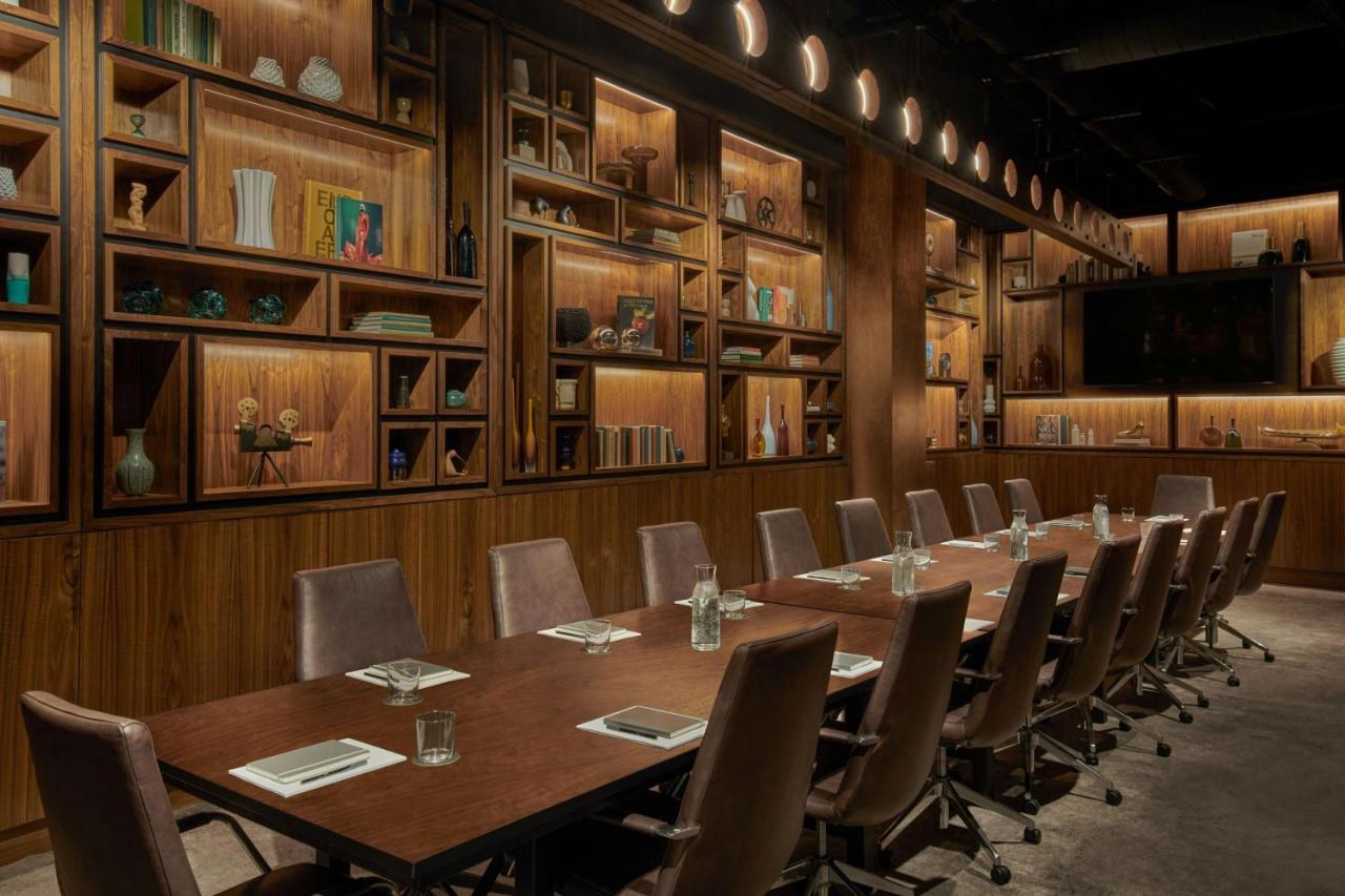  | AC Hotel by Marriott Downtown Los Angeles