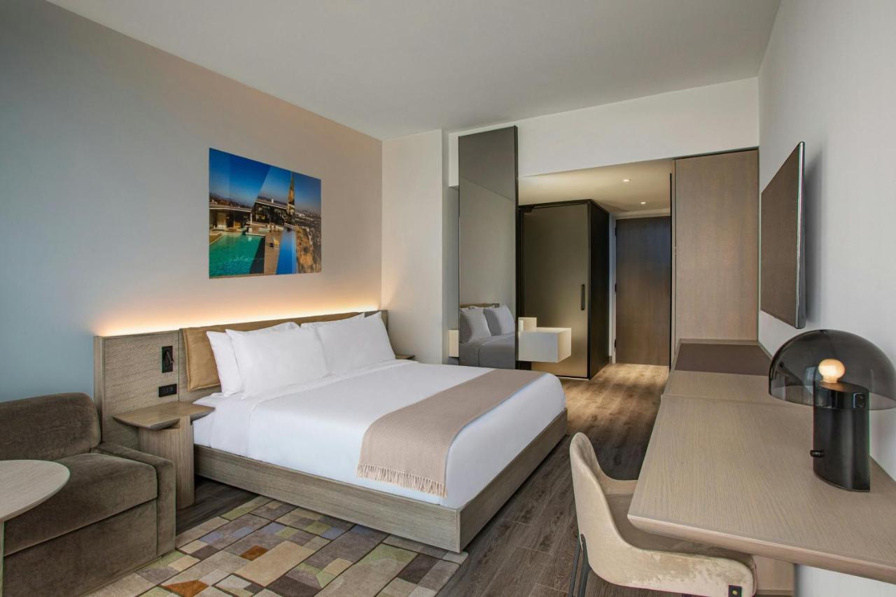  | AC Hotel by Marriott Downtown Los Angeles