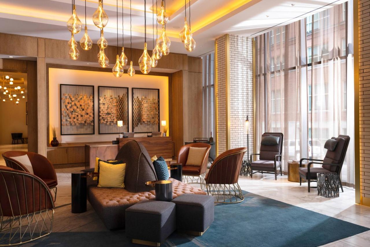 | Hotel Distil, Autograph Collection