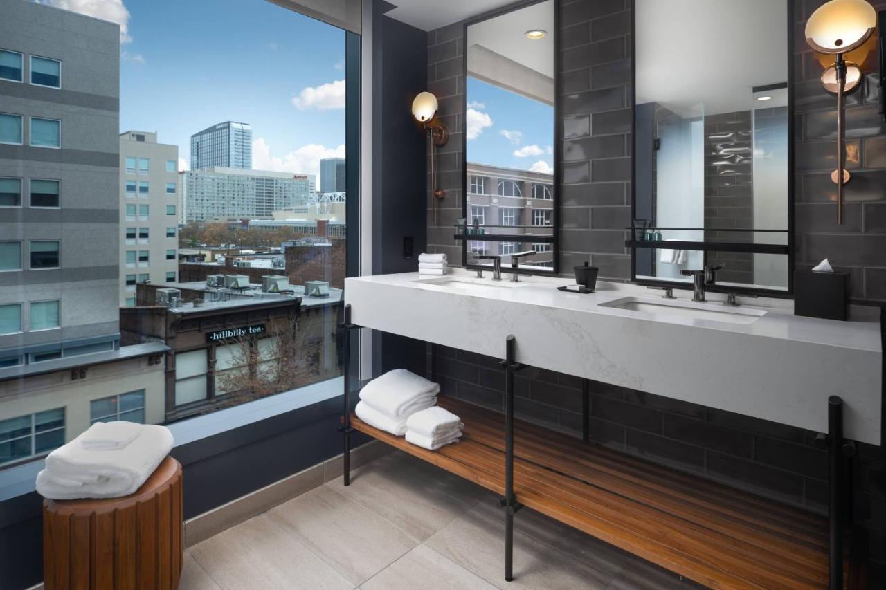 Connoisseur Suite, 1 Bedroom Suite, 1 King, City view at Hotel Distil, Autograph Collection