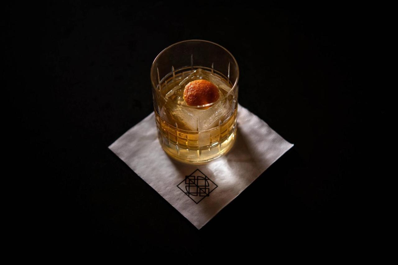 | Hotel Distil, Autograph Collection