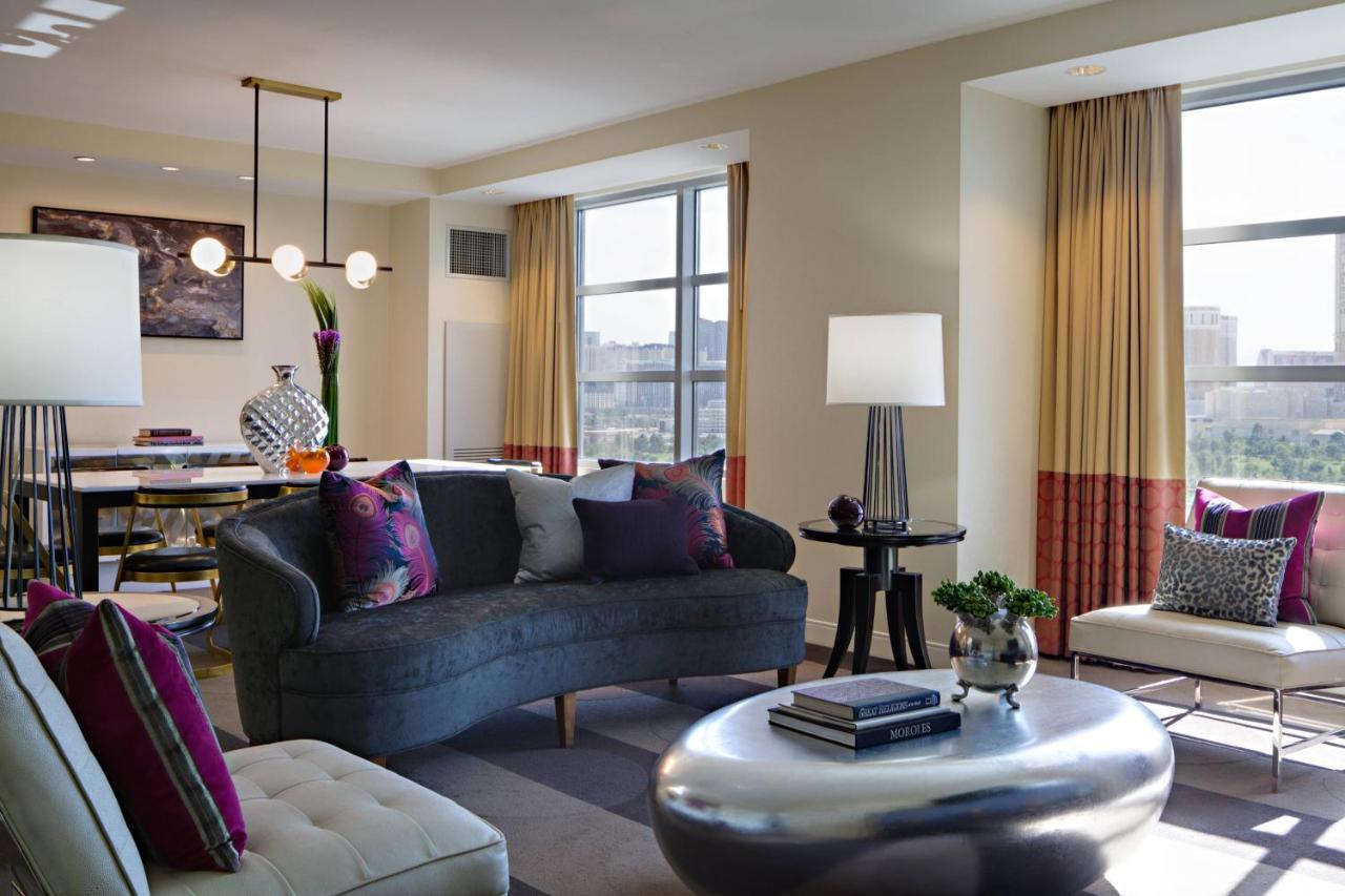| Renaissance Las Vegas Hotel