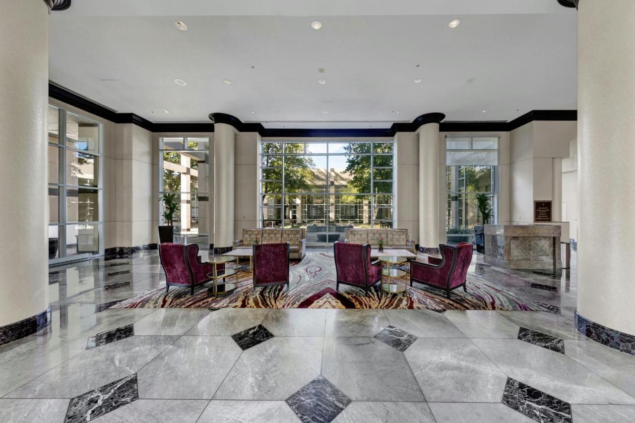 | Renaissance Dallas North Hotel