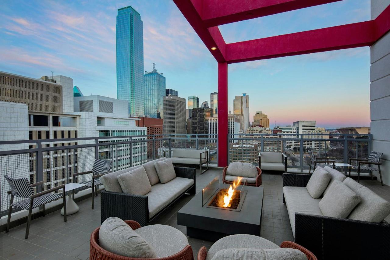 | Courtyard by Marriott Dallas Downtown/Reunion District
