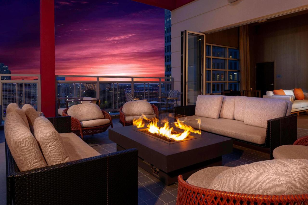 | Courtyard by Marriott Dallas Downtown/Reunion District