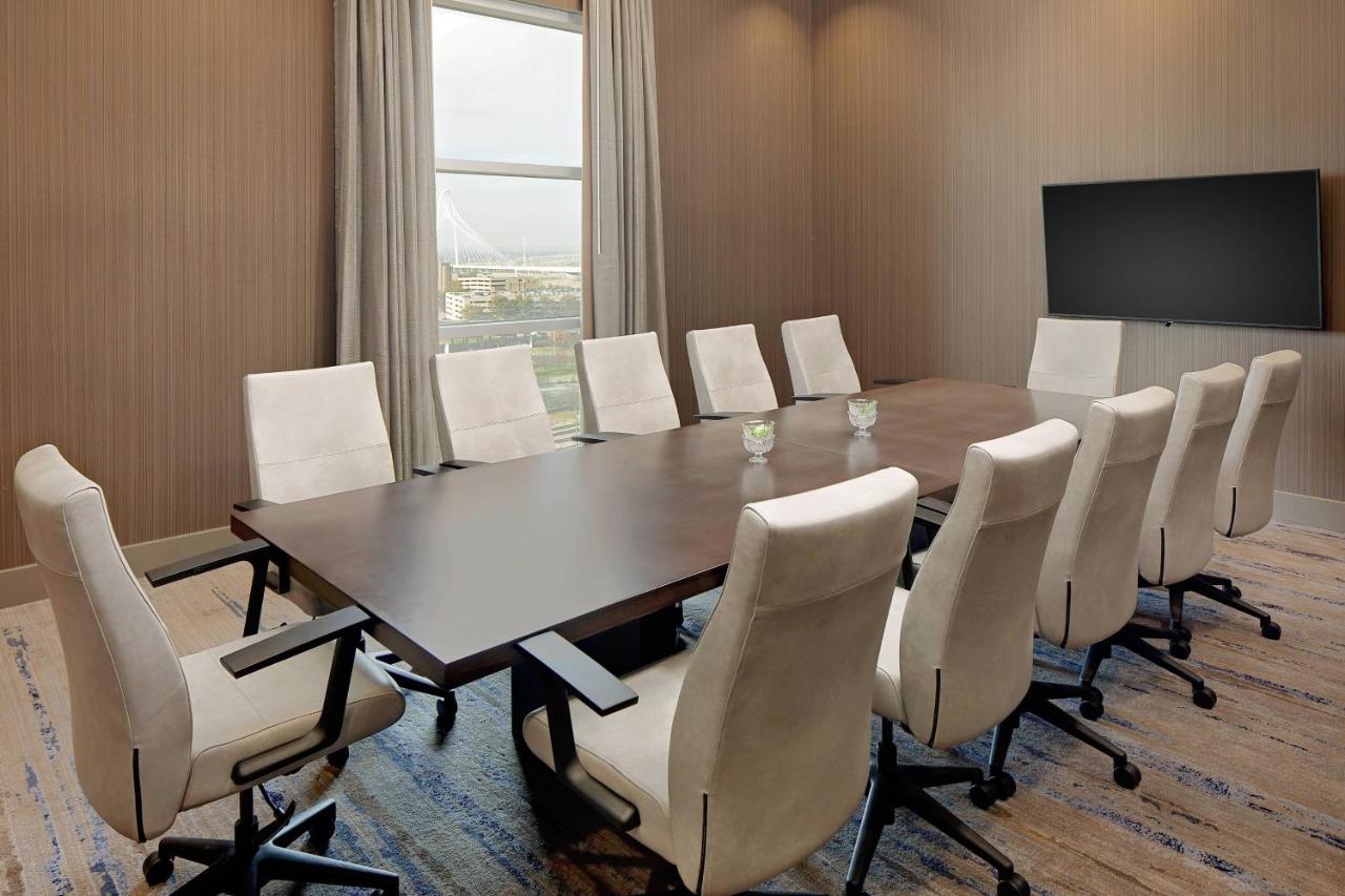 | Courtyard by Marriott Dallas Downtown/Reunion District