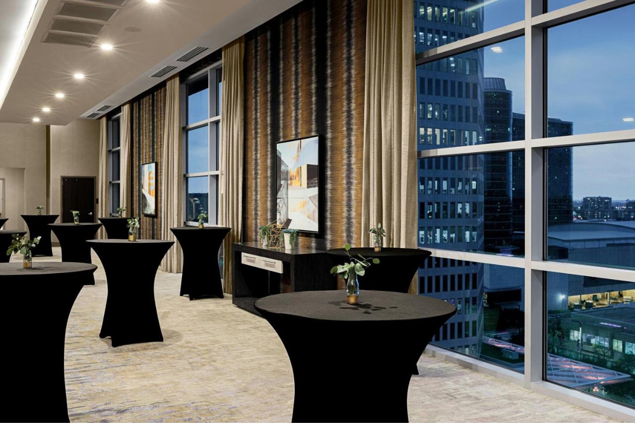 | Courtyard by Marriott Dallas Downtown/Reunion District