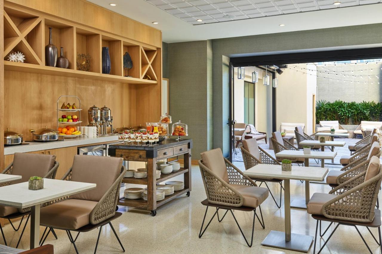 Standard King Room - High Floor at Hotel Republic San Diego, Autograph Collection