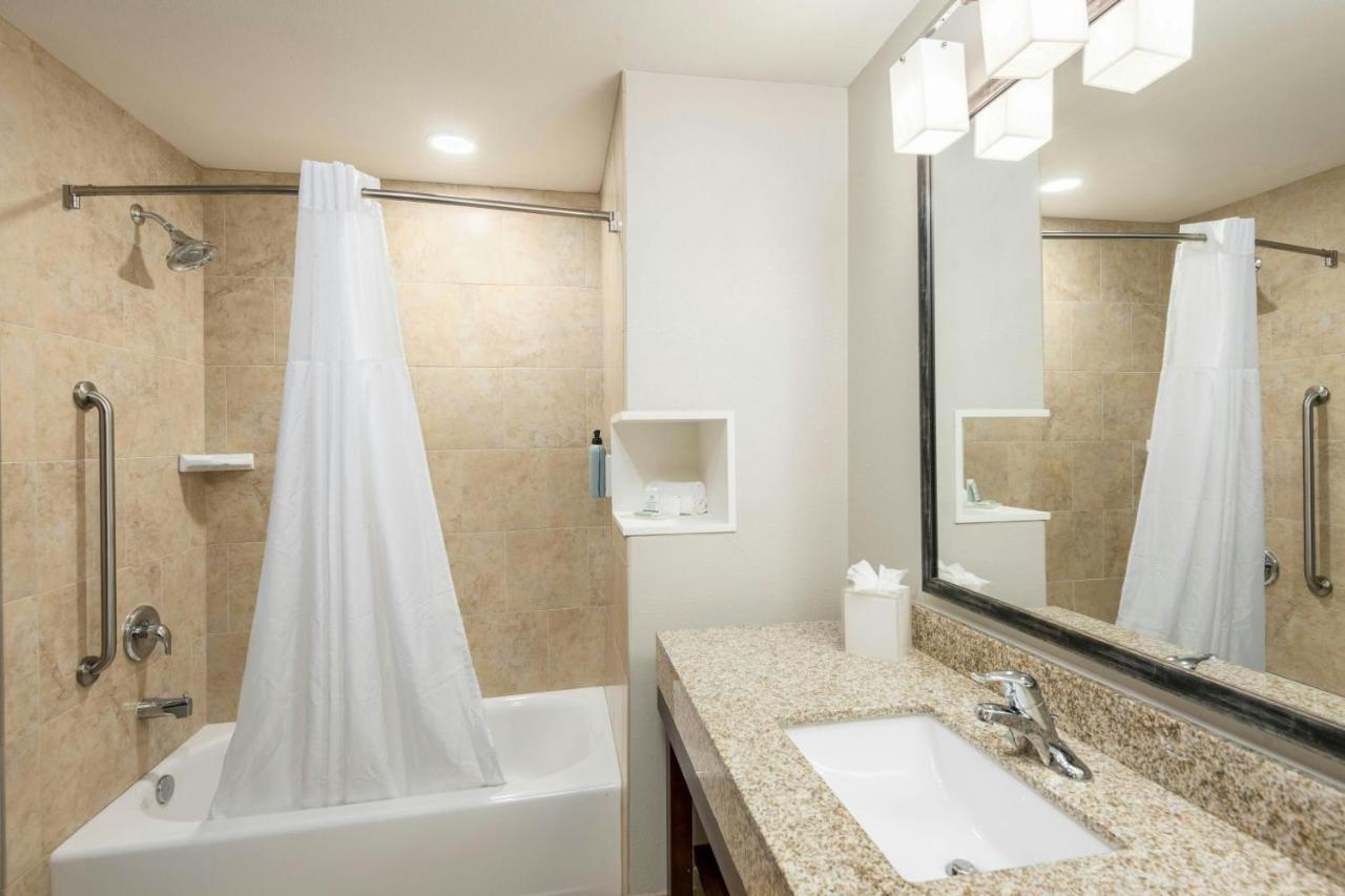 Queen Room with Two Queen Beds at Courtyard by Marriott Abilene Northeast