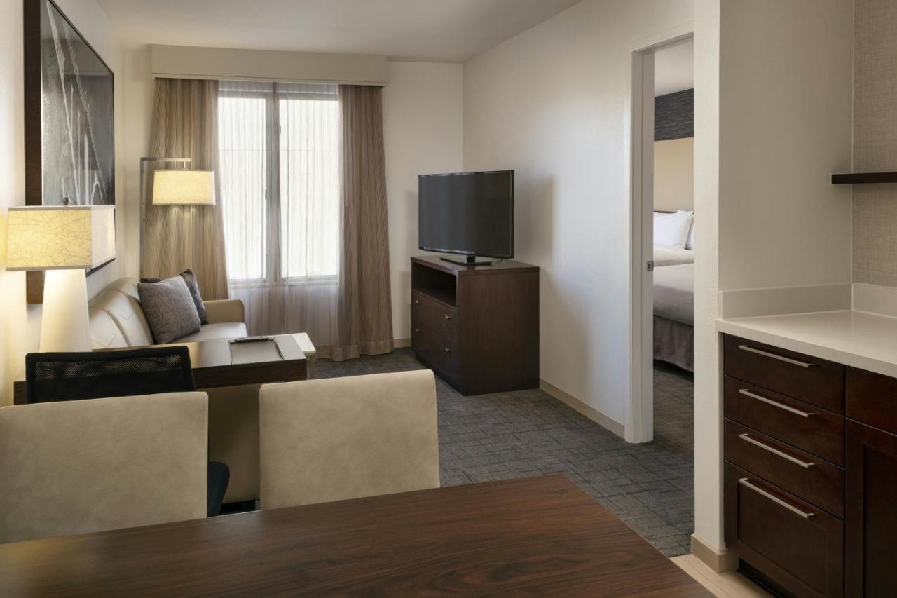 1 Bedroom Suite, 2 Queen, Sofa bed at Residence Inn Los Angeles Pasadena/Old Town