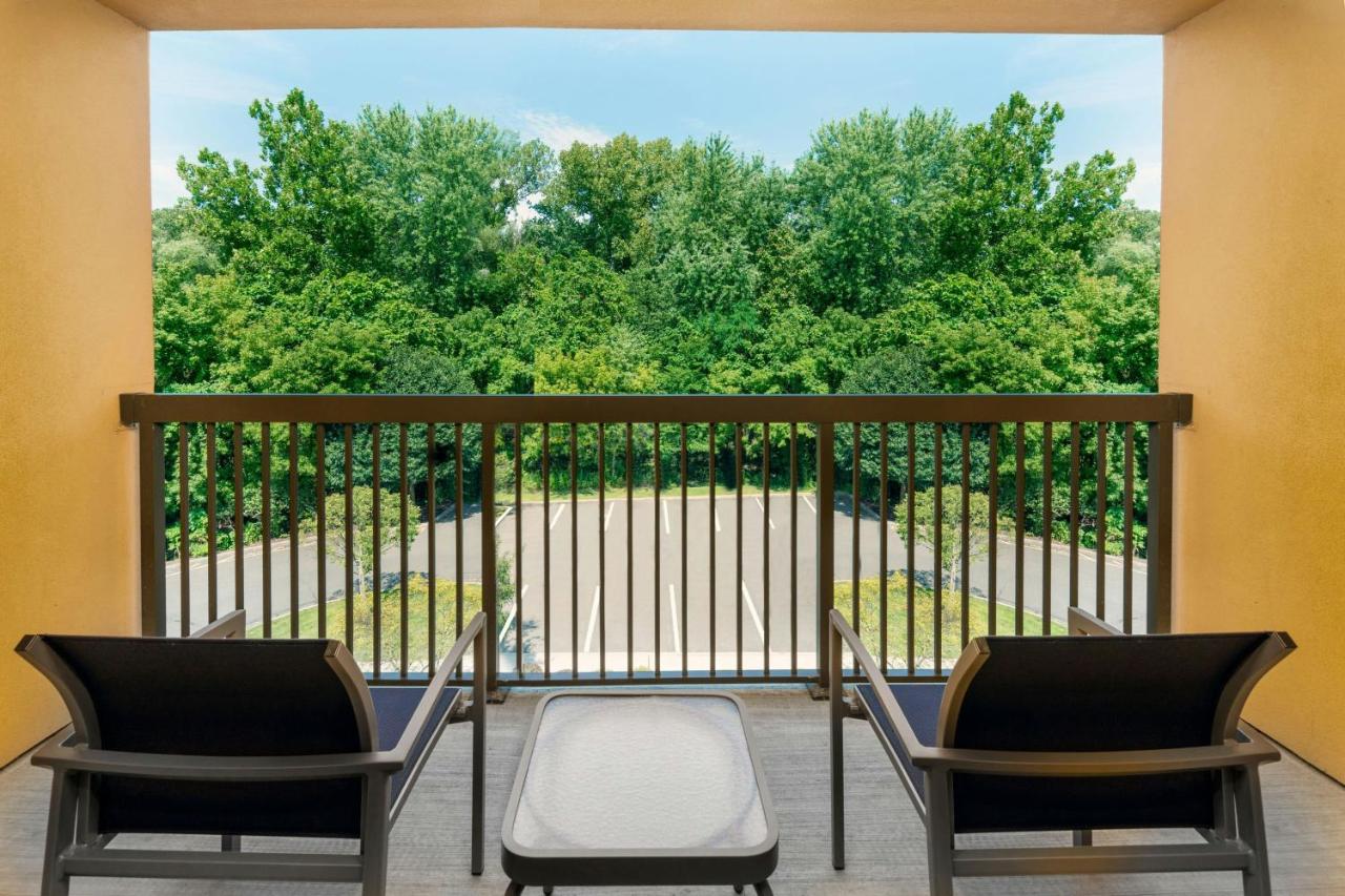 | Courtyard By Marriott Danbury