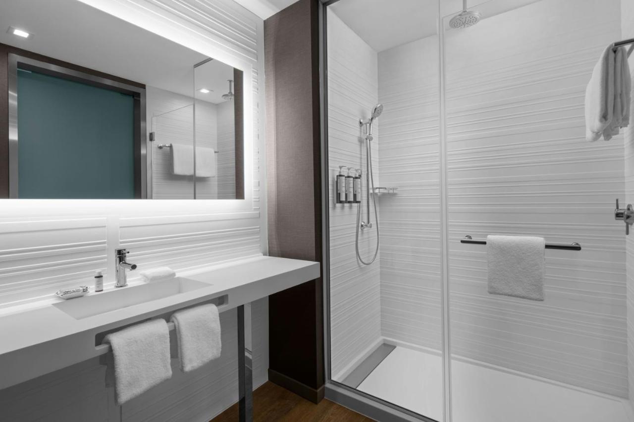 | AC Hotel by Marriott Clearwater Beach