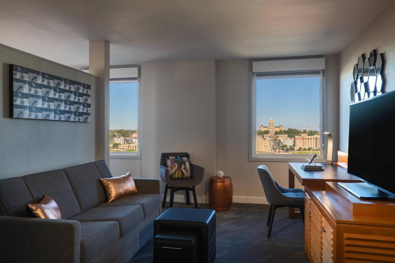  | Renaissance Des Moines Savery Hotel