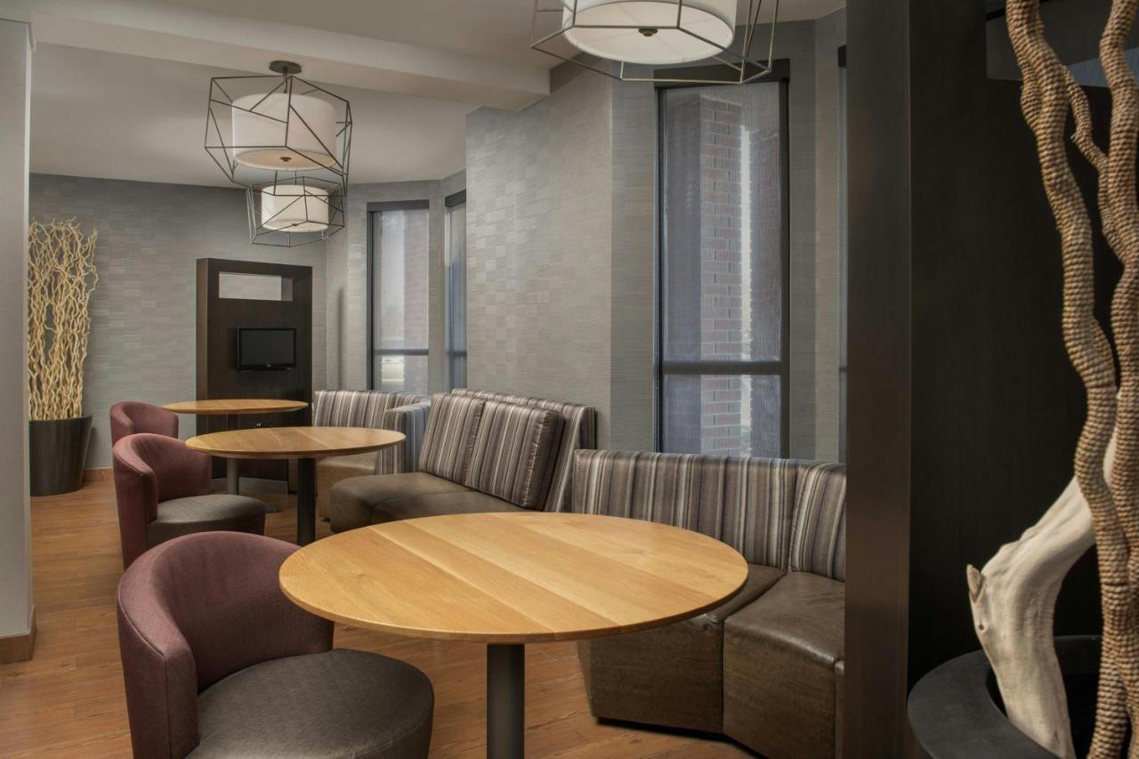  | Courtyard by Marriott Dayton Beavercreek