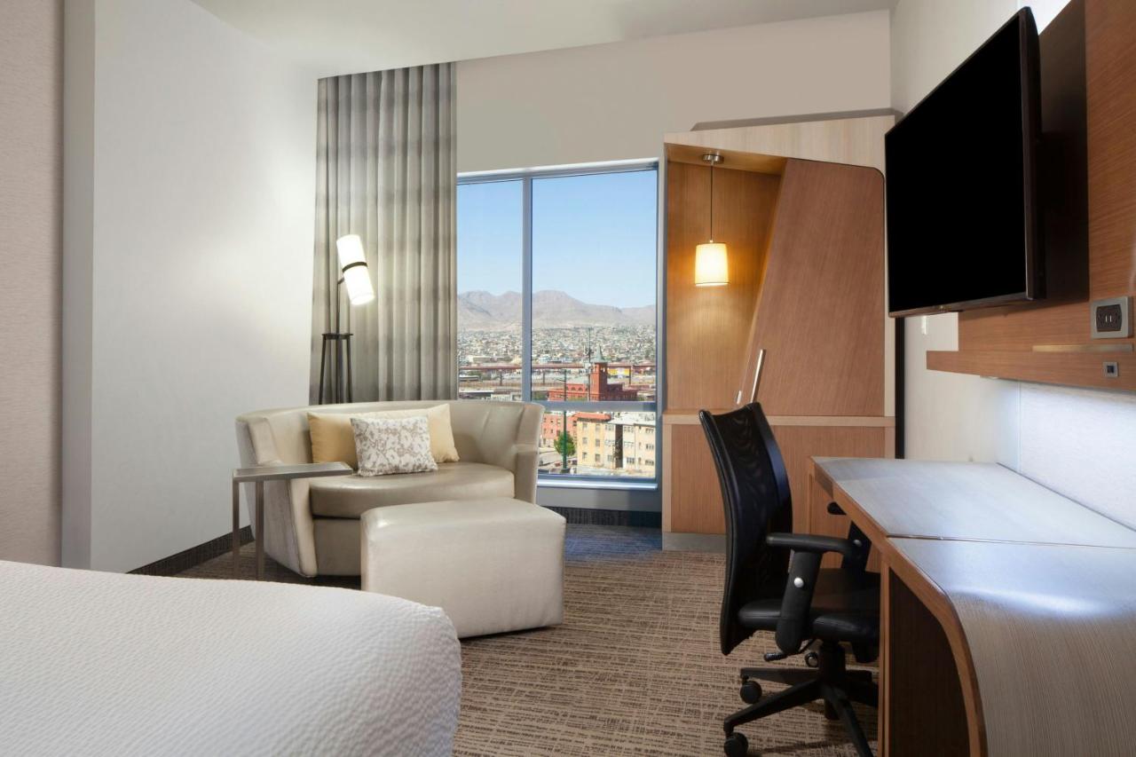 King Guest Room at Courtyard by Marriott El Paso Downtown/Convention Center