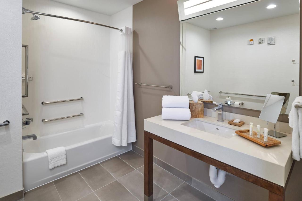 | Courtyard by Marriott El Paso Downtown/Convention Center
