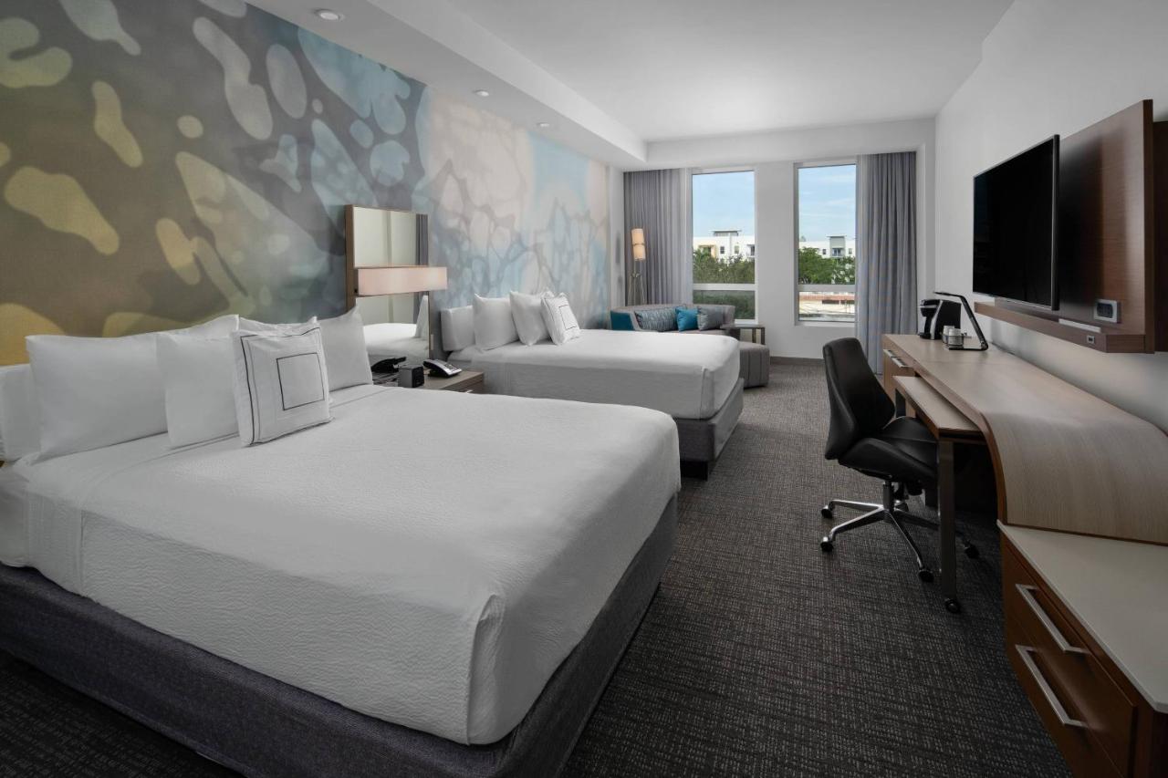 Guest room, 2 Queen at Courtyard by Marriott Delray Beach