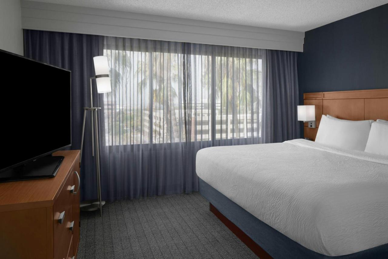 | Courtyard by Marriott Cypress Anaheim/Orange County