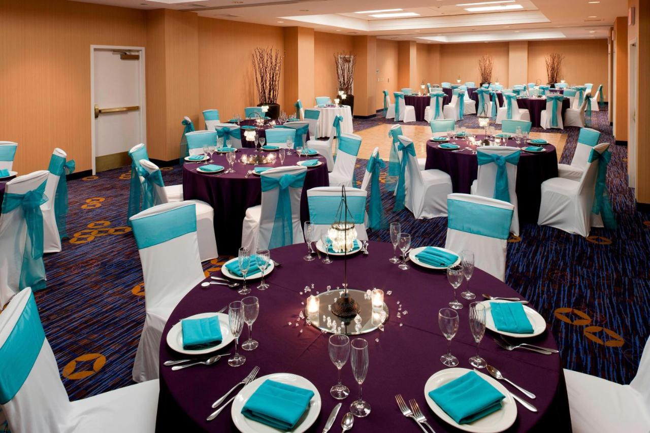 | Courtyard by Marriott Cypress Anaheim/Orange County