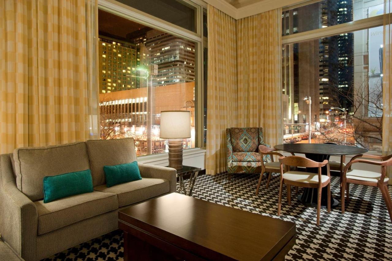 | Courtyard by Marriott Denver Downtown
