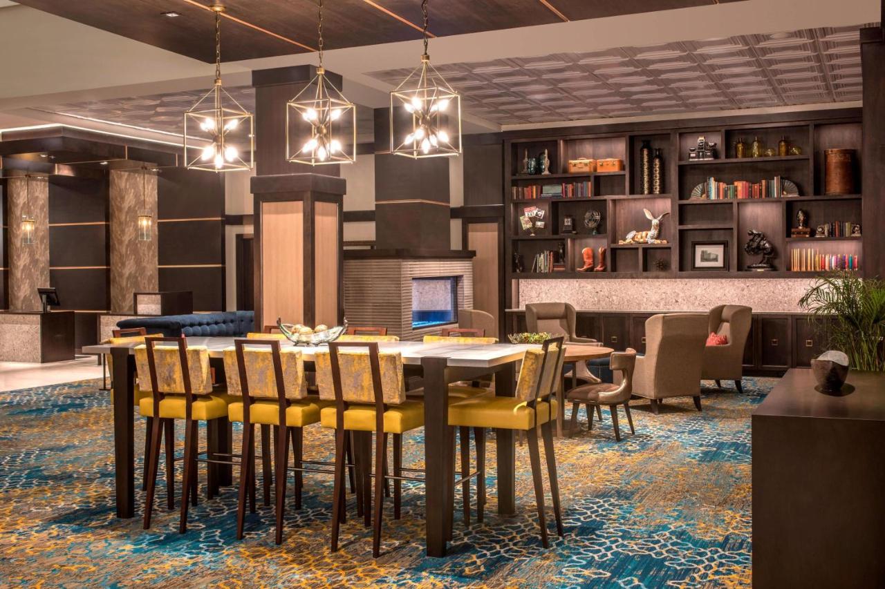 | Courtyard by Marriott Denver Downtown