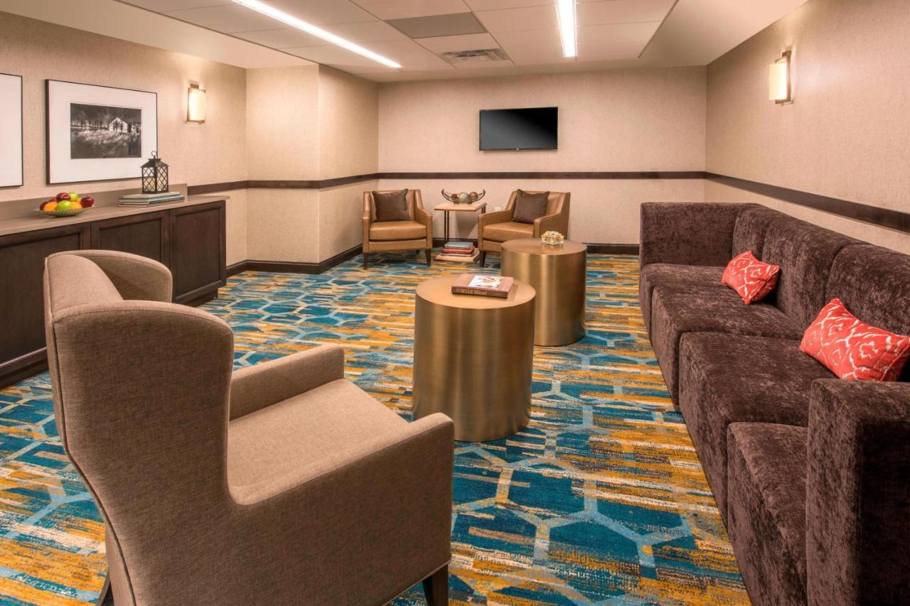 | Courtyard by Marriott Denver Downtown