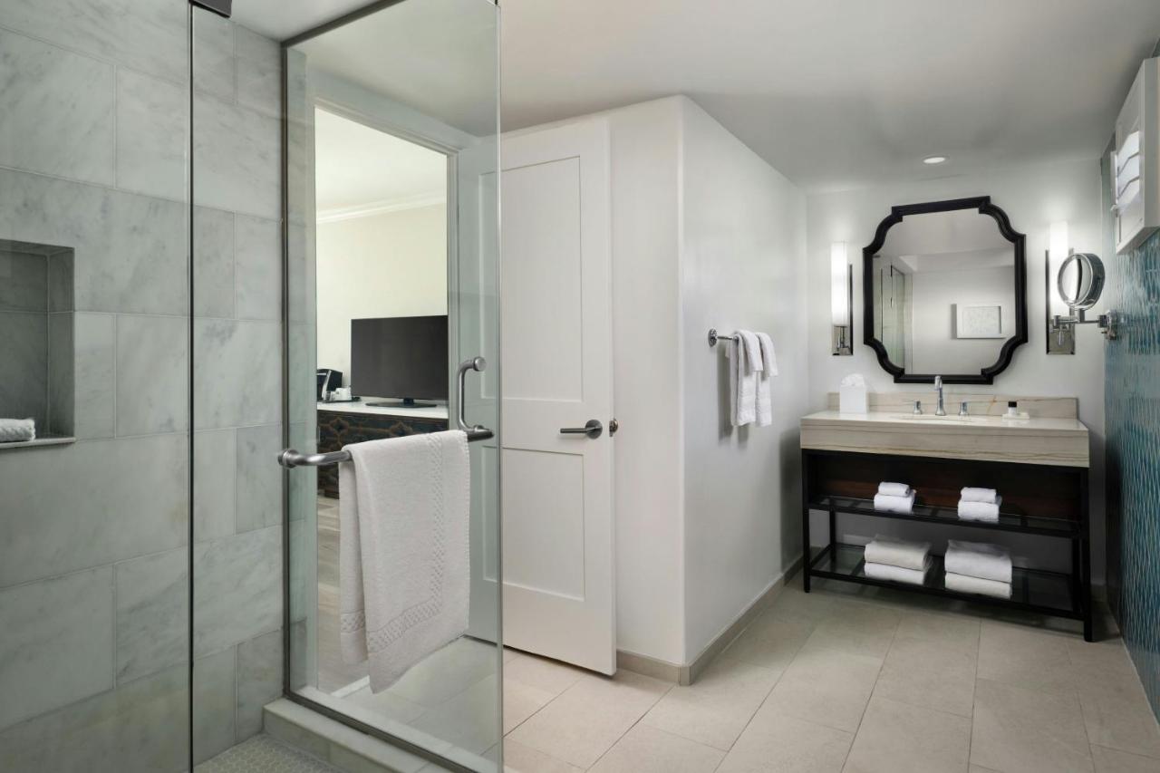 Guest Room with Two Double Beds at Triada Palm Springs, Autograph Collection by Marriott