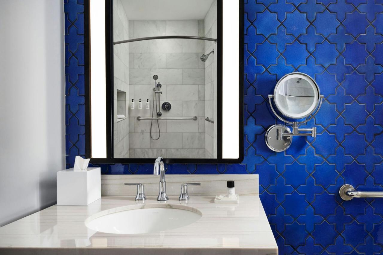  | Triada Palm Springs, Autograph Collection by Marriott