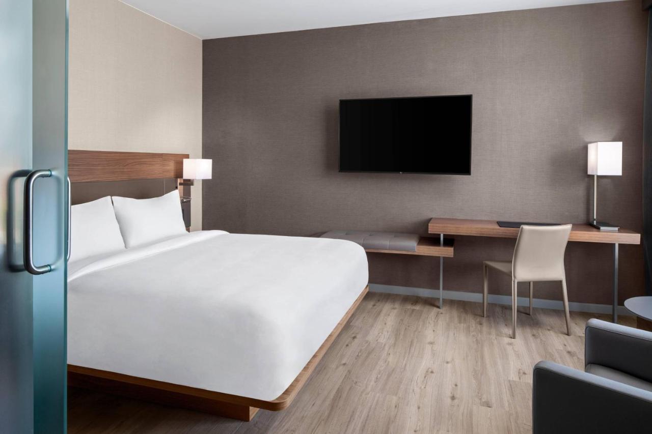  | AC Hotel by Marriott Pittsburgh Downtown