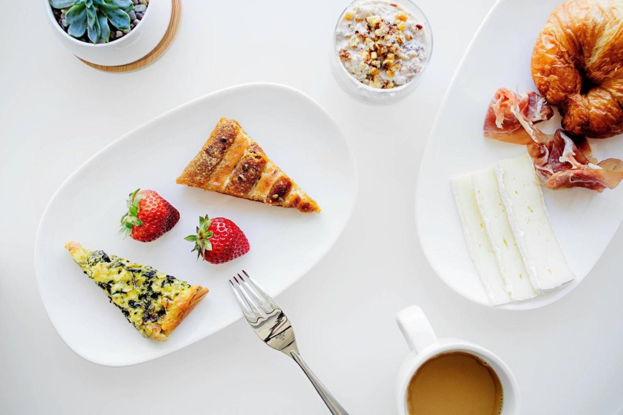  | AC Hotel by Marriott Pittsburgh Downtown