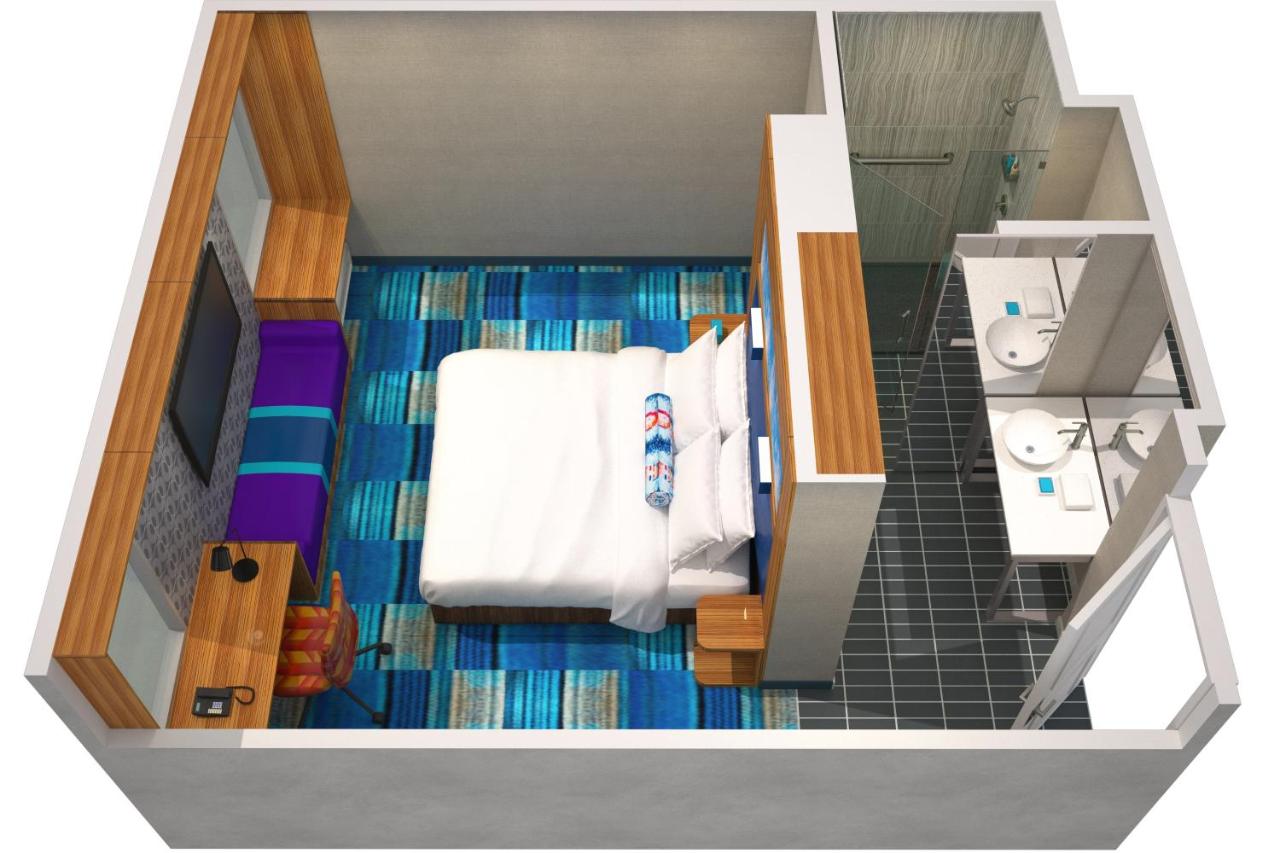 King Room with Roll-in Shower - Mobility and Hearing Accessible at Aloft by Marriott Chesapeake